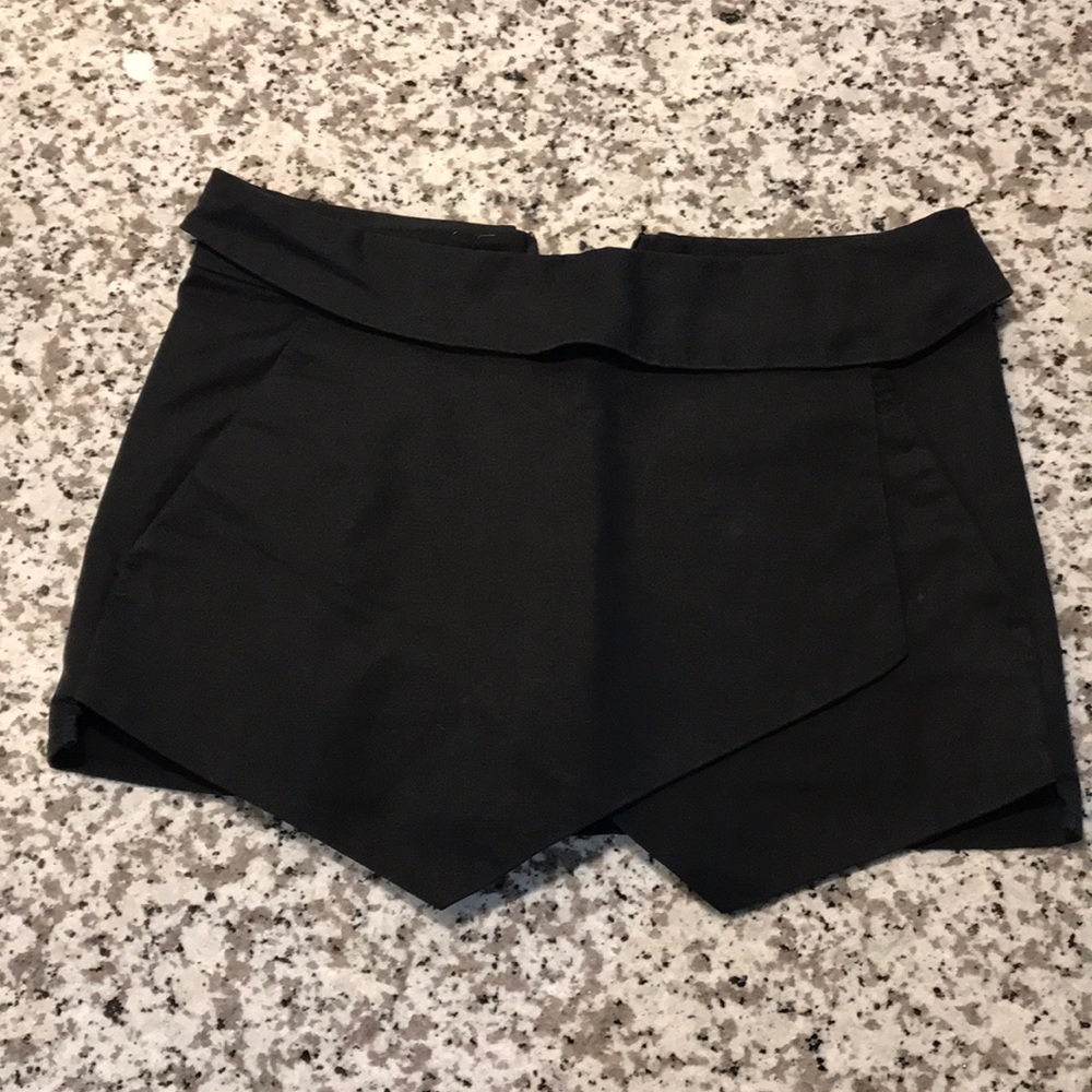Talula Black skort